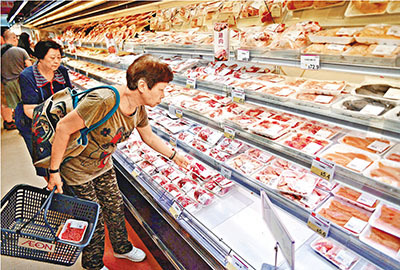 中國評(píng)論新聞:超市八成預(yù)包食品“呃秤”最多兩成